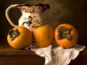 Preview wallpaper decanter, persimmon, still life