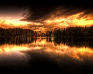 Preview wallpaper decline, evening, reflection, sky, wood, coast, house