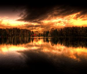 Preview wallpaper decline, evening, reflection, sky, wood, coast, house