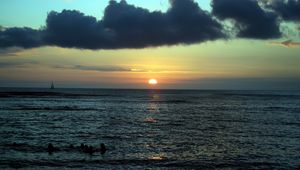 Preview wallpaper decline, sea, evening, clouds, sky, water, ripples, people