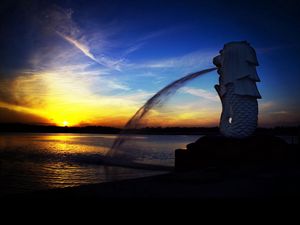 Preview wallpaper decline, sky, statue, sea, fountain