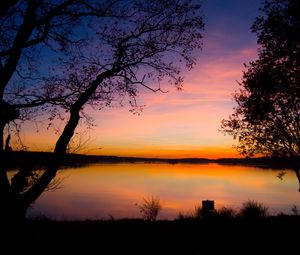 Preview wallpaper decline, trees, outlines, twilight, lake