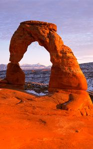 Preview wallpaper delicate arch, arches, national park, stones, mountains, utah, united states