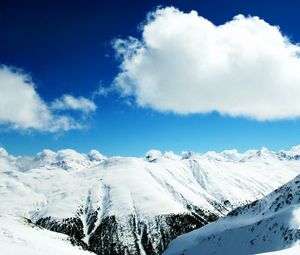 Preview wallpaper descent, mountains, mountain-skiing, resort, snow
