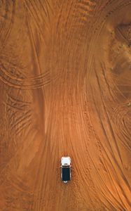 Preview wallpaper desert, car, aerial view, sand, traces, off-road