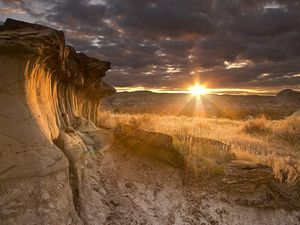 Preview wallpaper desert, decline, evening, canyon, stones