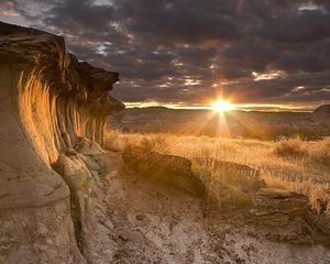 Preview wallpaper desert, decline, evening, canyon, stones