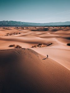 Preview wallpaper desert, dunes, sand, hills, silhouette