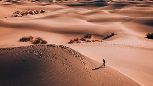 Preview wallpaper desert, dunes, sand, hills, silhouette