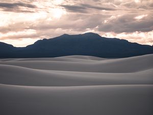 Preview wallpaper desert, dunes, sand, clouds