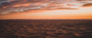 Preview wallpaper desert, sand, clouds, horizon, dusk