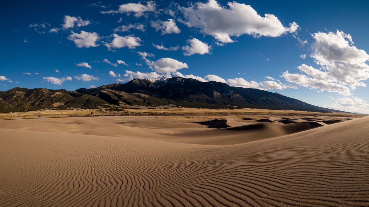 Wallpaper desert, sand, dunes, mountains, clouds