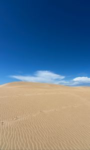 Preview wallpaper desert, sand, dunes, wavy, trace, sky