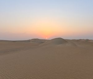 Preview wallpaper desert, sand, dunes, sun, sunset