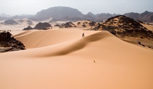 Preview wallpaper desert, sand, heat, person, traveler