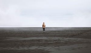 Preview wallpaper desert, sand, loneliness, horizon