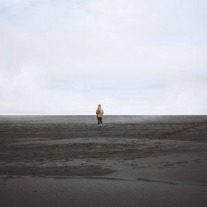 Preview wallpaper desert, sand, loneliness, horizon