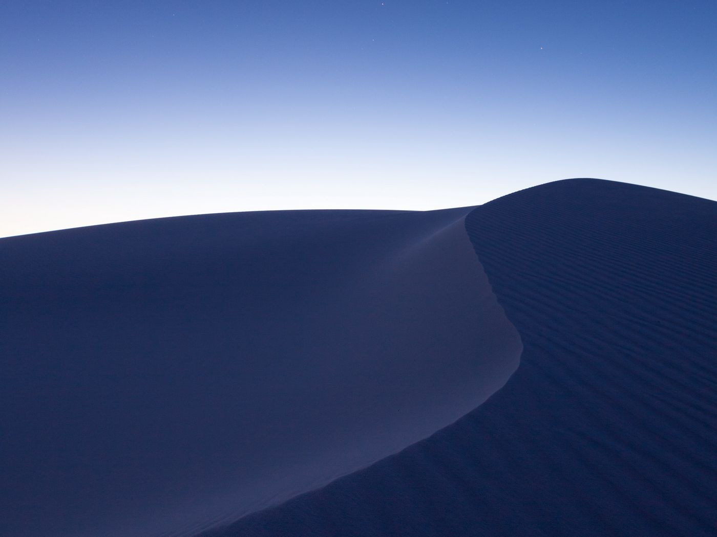 1400x1050 Wallpaper desert, sand, night