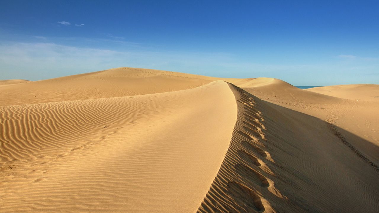 Wallpaper desert, sand, sky, wind