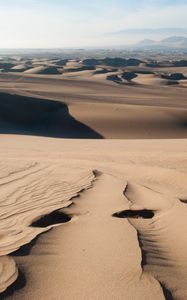 Preview wallpaper desert, sand, traces, distance