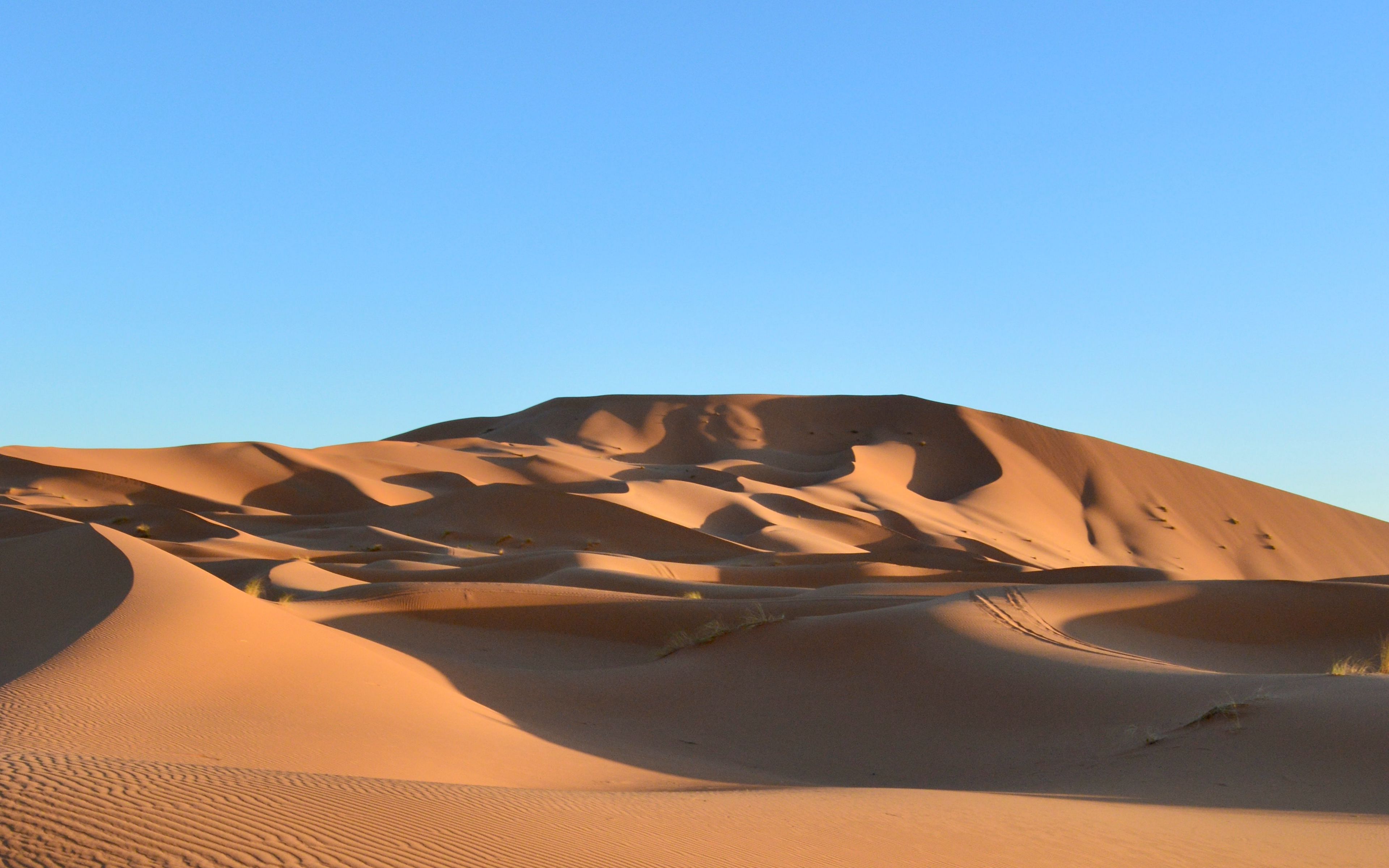 Download Wallpaper 3840x2400 Desert Sand Traces Dunes Sky 4k Ultra