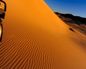 Preview wallpaper desert, sand, wheel, heat