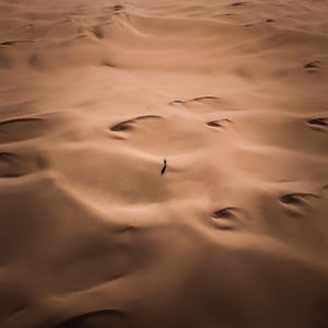 Preview wallpaper desert, silhouette, alone, aerial view, sand