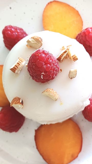 360x640 Wallpaper dessert, berries, almonds, fruit, sweet