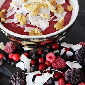 Preview wallpaper dessert, berries, raspberries, blackberries, cereal, nuts