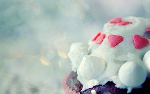 Preview wallpaper dessert, cake, meringue, hearts