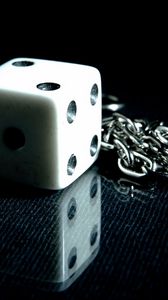 Preview wallpaper dice, chain, metal, shadow