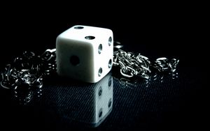 Preview wallpaper dice, chain, metal, shadow