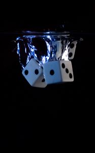 Preview wallpaper dice, cubes, water, splash, black
