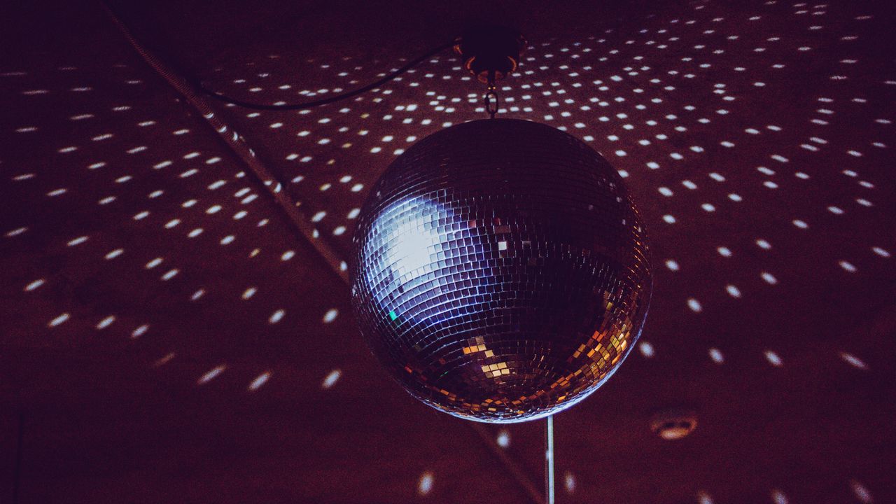 Wallpaper disco ball, mirror, rotation