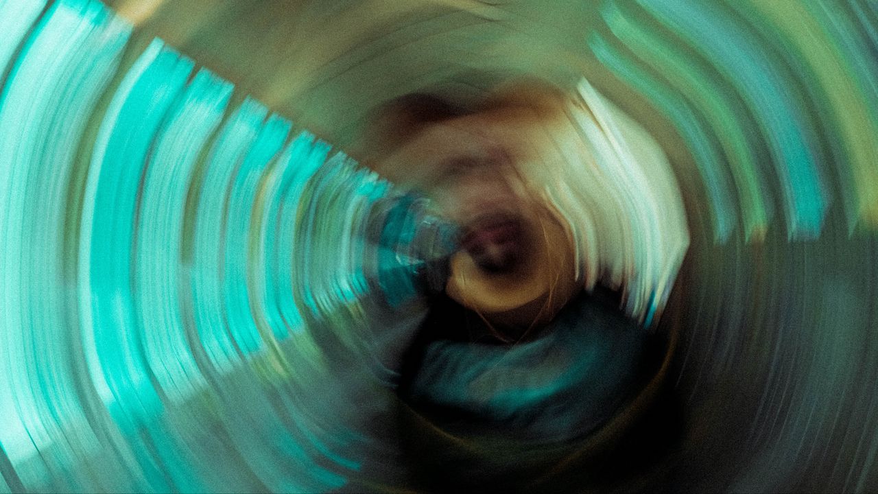 Wallpaper distortion, long exposure, abstraction