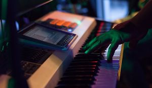 Preview wallpaper dj, synthesizer, musical instrument, keys, hands