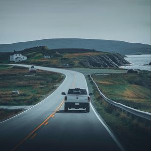 Preview wallpaper dodge, car, pickup, white, road, landscape