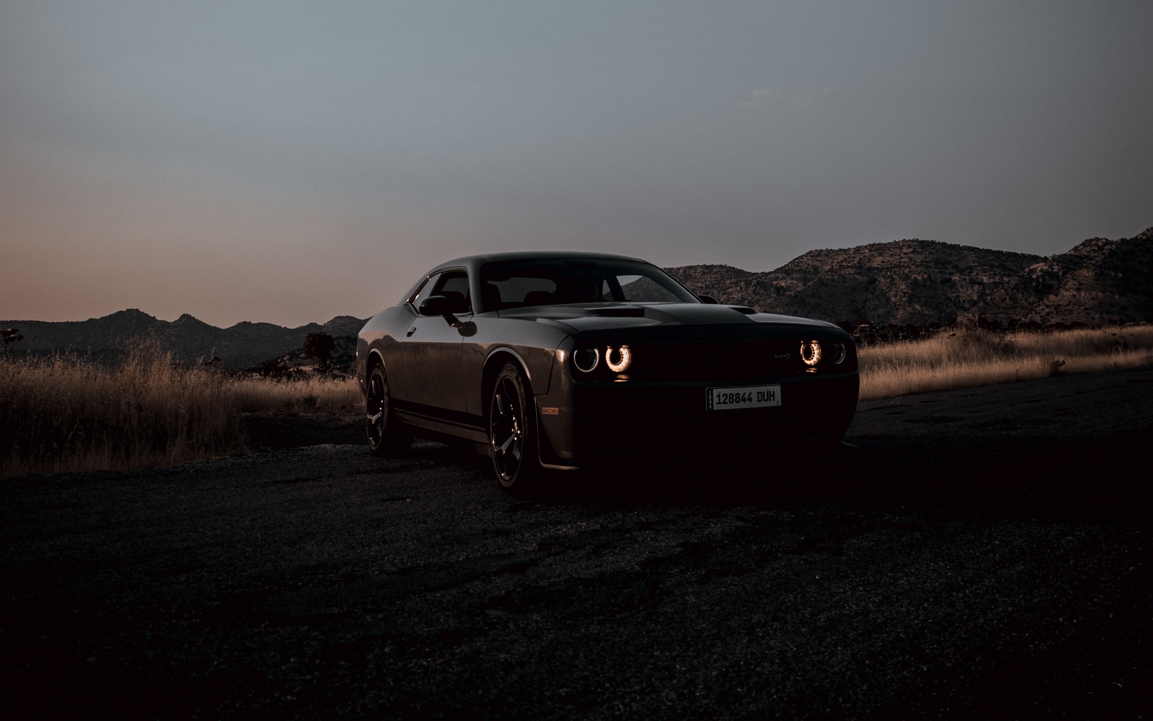 Hình nền Dodge Challenger là một lựa chọn hoàn hảo cho những người yêu thích ô tô. Tận hưởng vẻ đẹp và sức mạnh của chiếc xe này, với những hình ảnh đẹp nhất từ khắp mọi nơi. Tự hào khi trưng bày nó trên màn hình của bạn!