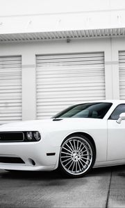 Preview wallpaper dodge, challenger, side view, white