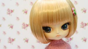 Preview wallpaper doll, big eyes, look