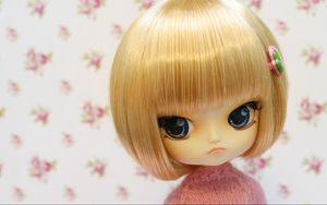 Preview wallpaper doll, big eyes, look