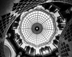 Preview wallpaper dome, building, architecture, interior, bw