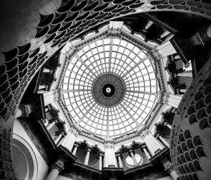 Preview wallpaper dome, building, architecture, interior, bw