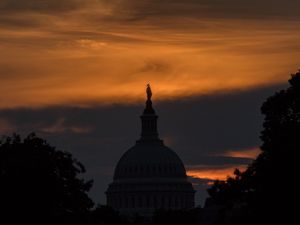 Preview wallpaper dome, building, silhouette, evening