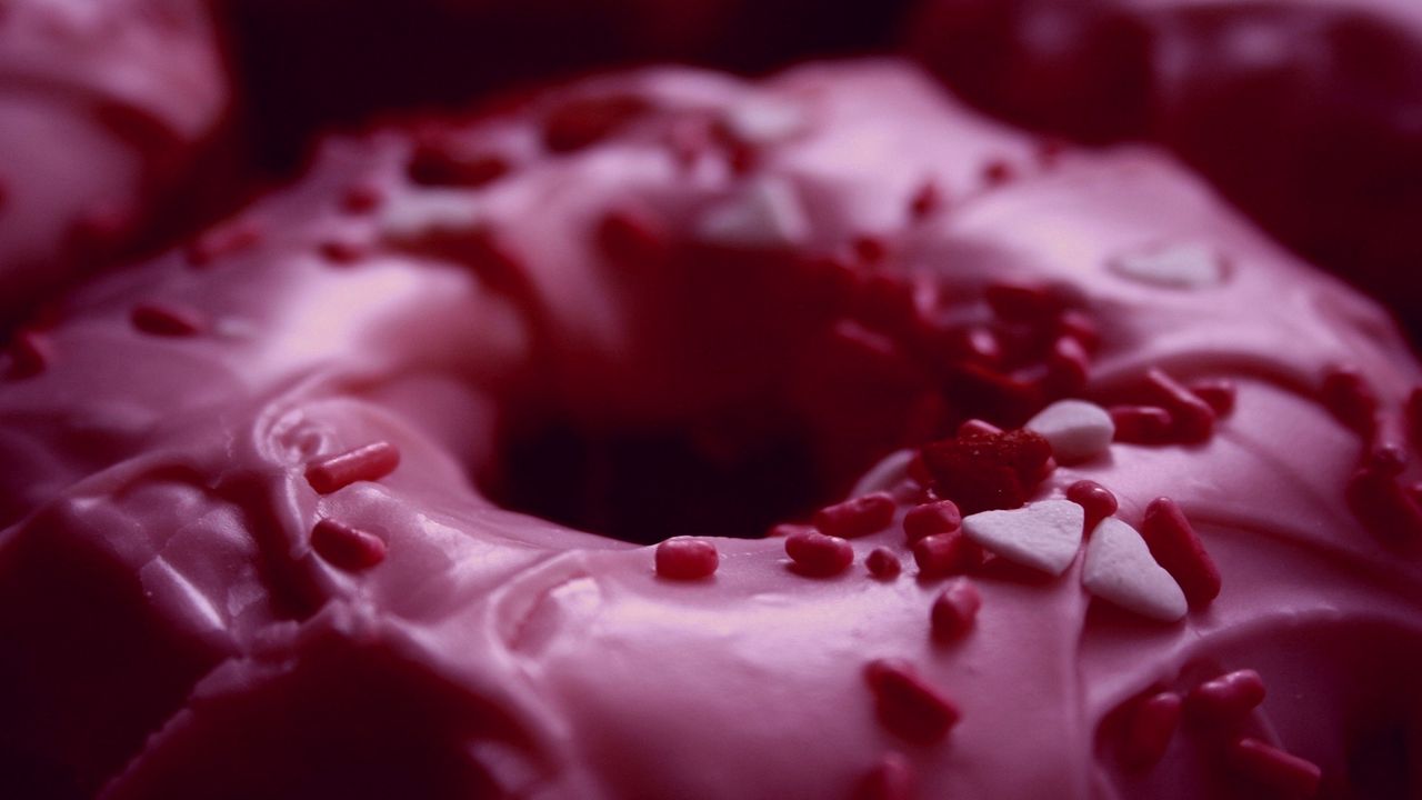 Wallpaper donut, food, tasty, sprinkles