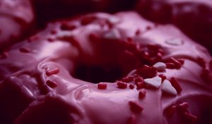Preview wallpaper donut, food, tasty, sprinkles