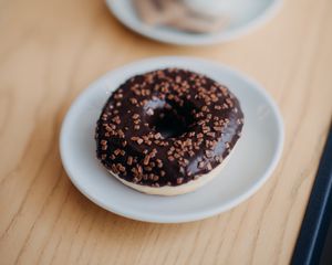 Preview wallpaper donut, glaze, nuts, dessert
