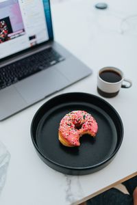 Preview wallpaper donut, laptop, cup, coffee, desktop