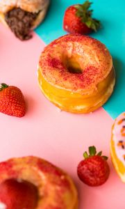 Preview wallpaper donut, strawberry, berries, dessert