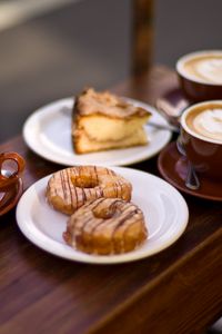 Preview wallpaper donuts, cake, dessert, food